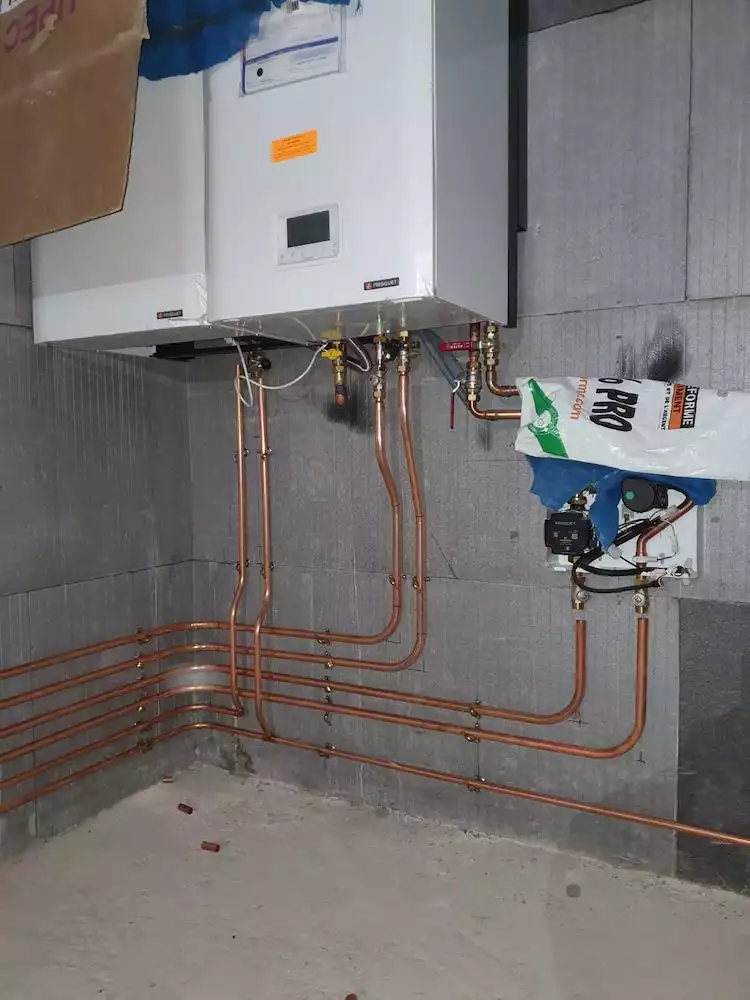 installation chaudiere gaz a condensation frisquet 150L